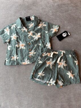 Volcom 2PC Set 12M NWT Tropical Button Up Shirt & Shorts Surf Outfit